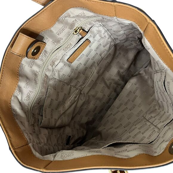 Michael Kors Jet Set Tote One Size Brown Leather Structured Travel Bag - Picture 6 of 15